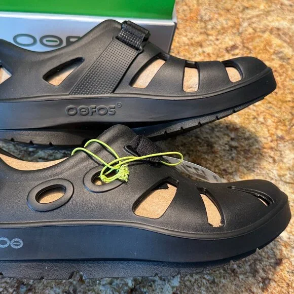 OOFOS "OOcandoo" unisex sport recovery sandal - W8, M6 - black - Picture 4 of 5